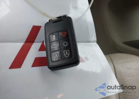 2012 Volvo Xc60 T6/T6 Platinum/T6 Premier Plus/T6 R-Design/T6 R-Design Platinum/T6 R-Design Premier Plus z USA, uszkodzony, nr VIN YV4902DZ3C2301556